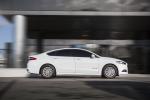 Ford Mondeo Hybrid Sedan 2014 года (UK)